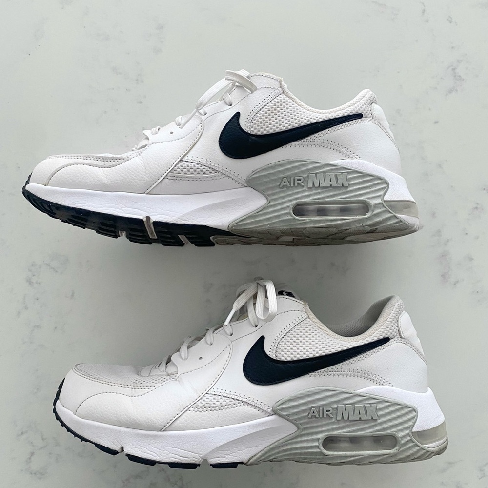 Nike Air Max Men's White and Black Sneakers